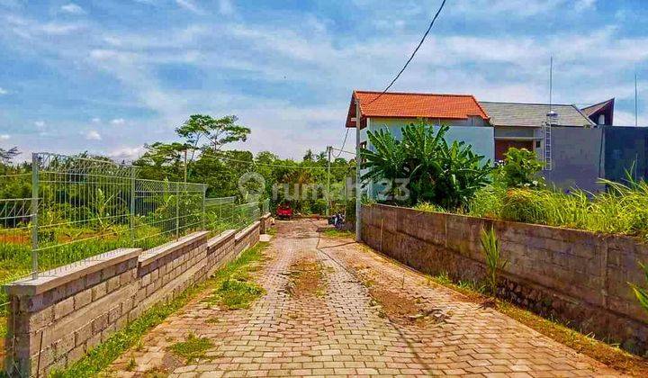 Valley view land for sale in Ubud with 6 meter road access 2