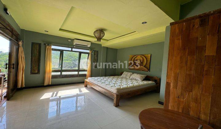 Villa for sale. Location in Ubud village with view of rice fields 16