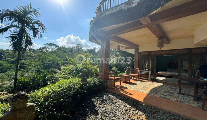 Villa for sale. Location in Ubud village with view of rice fields 19