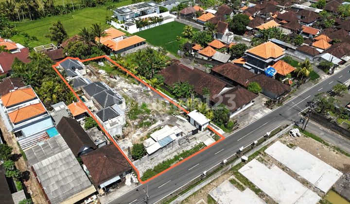 Dijual 3 Unit Villa Baru Jadi, Bonus Tanah Seluas 910 M2 di Ubud