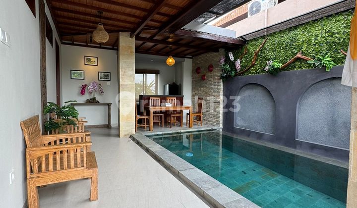 For Sale / Long-Term Lease Villa in Pejeng Ubud with Rice Field View 1