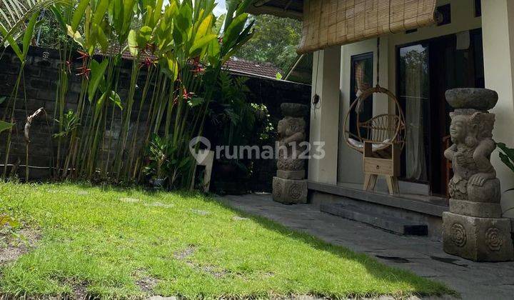 Villa for Sale in Ubud with Rice Field View and Garage for 2 Cars 2