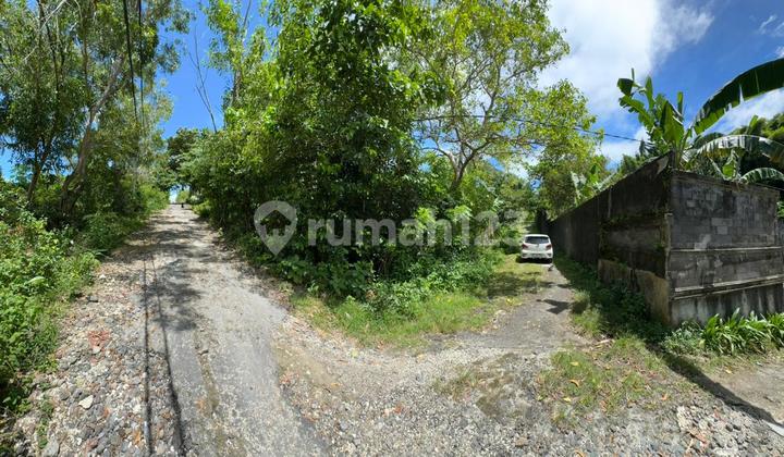 Land for Sale - Villa Jimbaran / Ungasan Area, Freehold Title, Villa Environment.