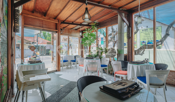 C06 Dijual Toko Roti di Pusat Lovina 2 Lantai Furnishsed