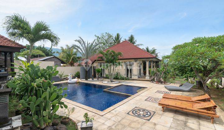 H12 Dijual Villa Dengan Design Bali di Panji, Buleleng 2