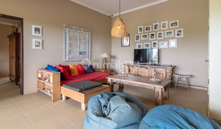 H12 Dijual Villa Dengan Design Bali di Panji, Buleleng 15
