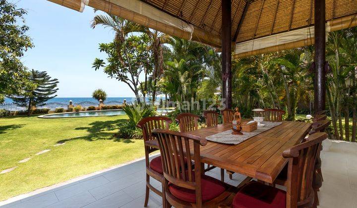 B02 Dijual Villa Tepi Pantai Dengan Guest House di Dencarik, Lovina Buleleng 12