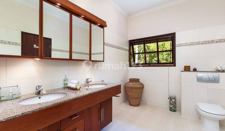 B02 Dijual Villa Tepi Pantai Dengan Guest House di Dencarik, Lovina Buleleng 29