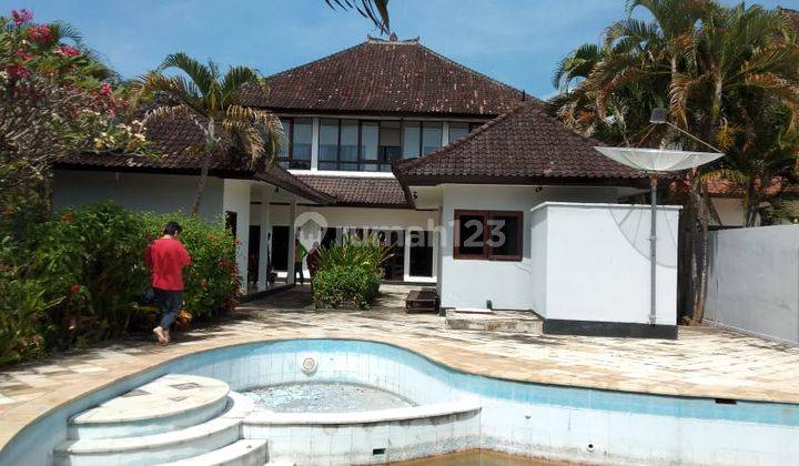 B03 Dijual Beachfront Villa di Bali Utara 1