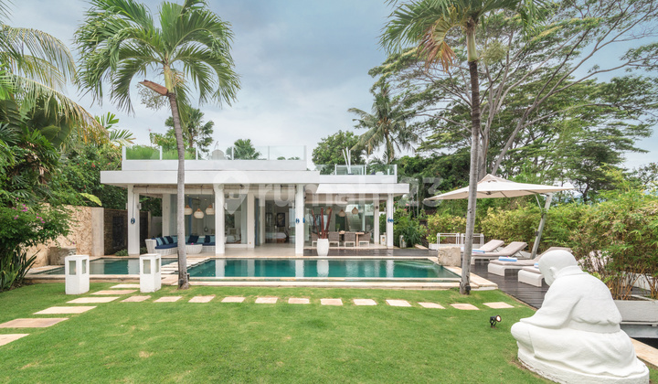 B02 - For Sale Freehold Beachfront Villa in Dencarik Buleleng B02 - For Sale Freehold Beachfront Villa in Dencarik Buleleng