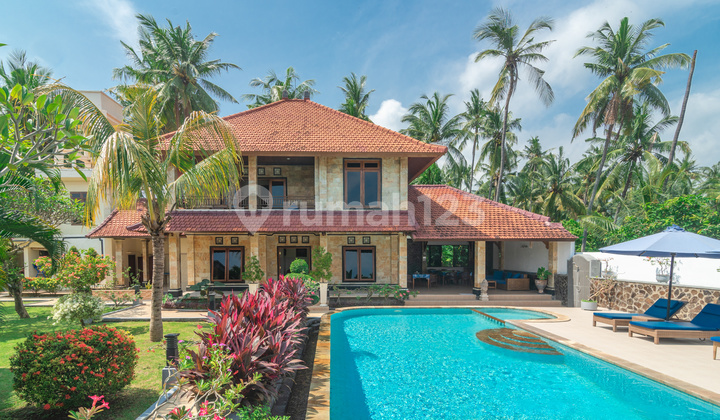T05 Villa and Bungalow for Sale Lovina Furnished