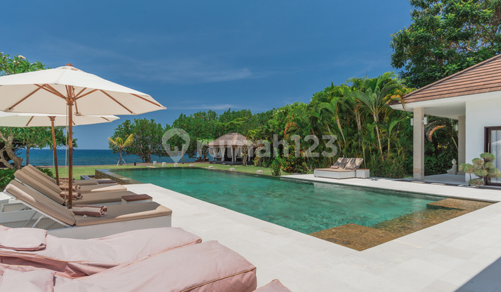 B01 - Good Modern Beachfront Villa For Sale