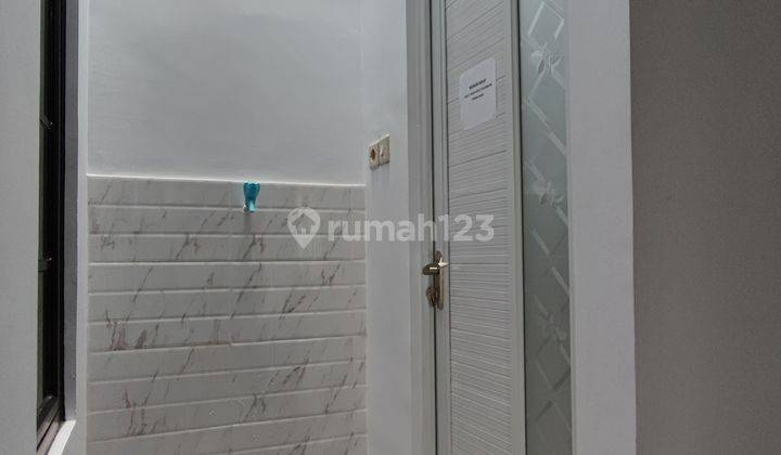 Rumah 2,5 lantai dekat exit Tol Cimanggis 6