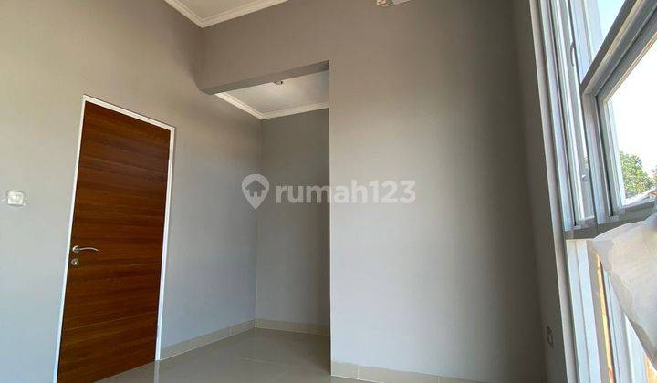 Rumah baru hanya 300 m dari Universitas Indonesia  3