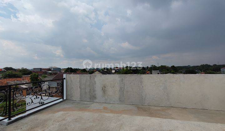 Rumah 2,5 lantai dengan rooftop, 10 mnt dari Stasiun LRT Cibubur.  8