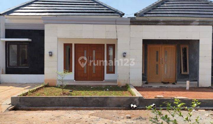 Rumah posisi hook Di Kalimulya, 15 mnt dari St Depok Lama 1