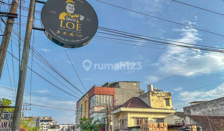 Rumah Mewah Tengah Kota, 2 Lantai Semi Furnished Sertifikat Hak Milik di R.h.a. Arifai Tjek Yan, Palembang 17