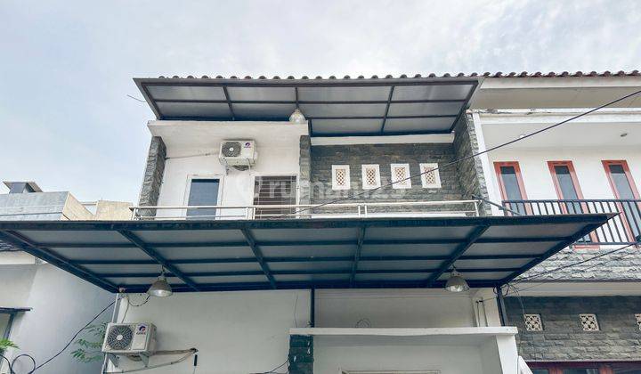 Rumah Mewah Tengah Kota, 2 Lantai Semi Furnished Sertifikat Hak Milik di R.h.a. Arifai Tjek Yan, Palembang 18