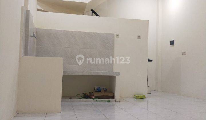 Rumah Rapi  Siap Huni Di Keagungan Kota Jakarta Barat  6