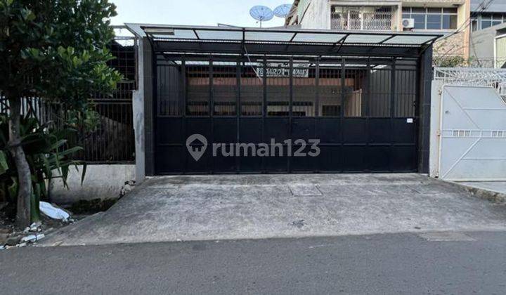Rumah Rapi Siap Huni Di Keagungan Kota Jakarta Barat 1