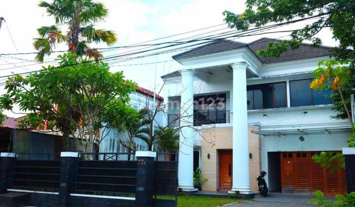 Rumah Mewah Luxury Eropa Kolam Renang Jalan Utama Mentri Supeno Kodya 1