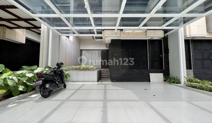 Rumah Baru Luxury Minimalis 2 Lantai Dalam Perumahan Elite Hyarta 2