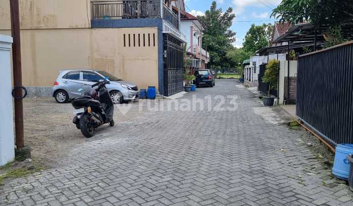 Tanah Istimewa Strategis, 10 Meter Dari Jalan Raya Janti 3