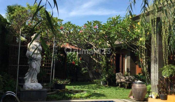 Rumah Mewah Kolam Renang Tanah Luas Pusat Kota Timur Malioboro 1