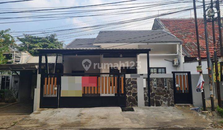 Rumah siap huni pinggir jalan raya dekat galaxy Bekasi Selatan 1