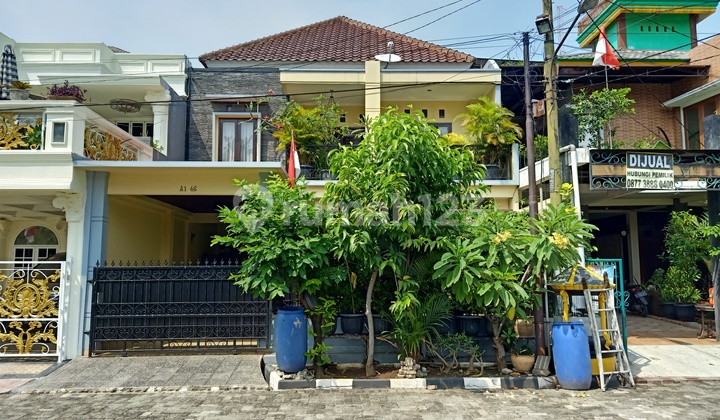 Rumah Luas 2 Lantai Siap Huni Depan Taman Di Galaxy Bekasi Selatan