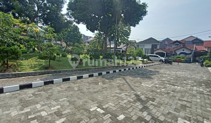 Rumah Luas 2 Lantai Siap Huni Depan Taman Di Galaxy Bekasi Selatan 2