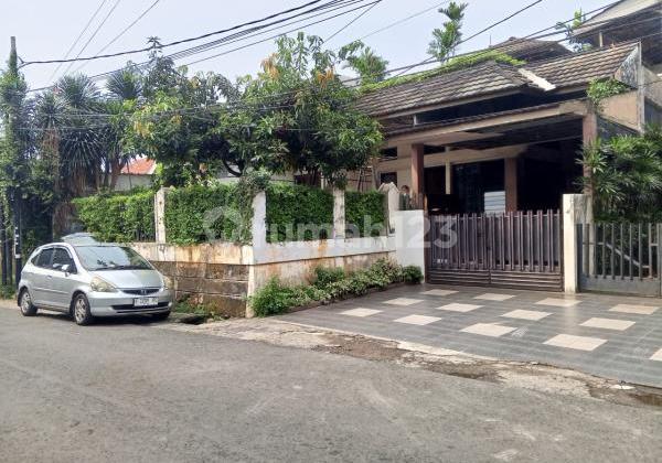 Dijual Rumah Luas Harga Dibawah Appraisal di Tebet Jakarta 