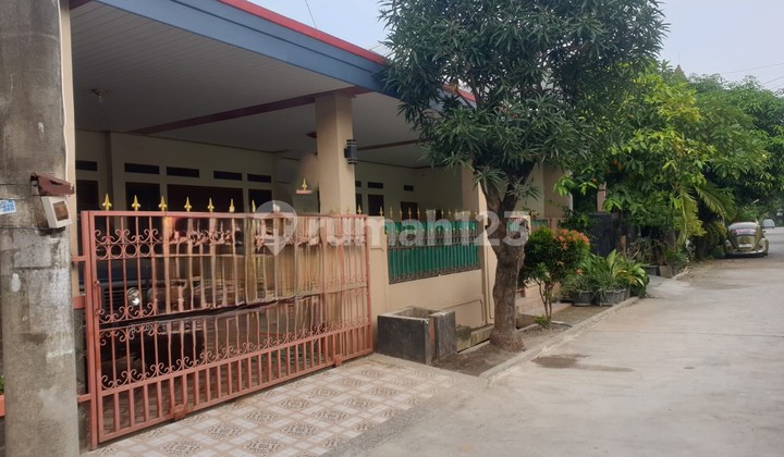 For Rent: Spacious Flood-Free House Near LRT Station in Pekayon, Bekasi For Rent: Spacious Flood-Free House Near LRT Station in Pekayon, Bekasi