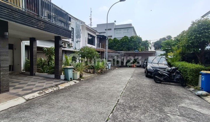 Strategic House in Jatibening Bekasi 2