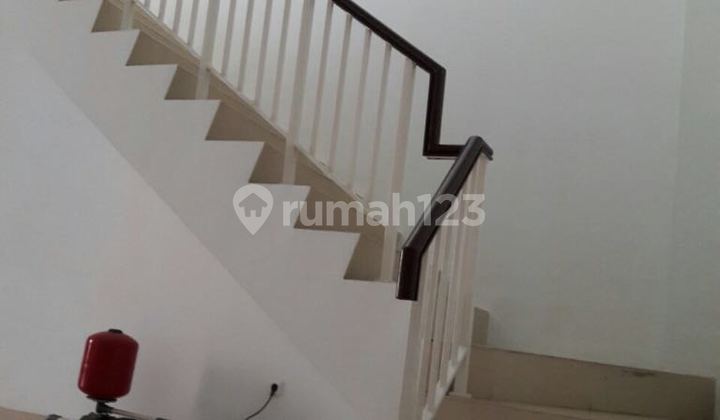 Ruko 3 Lantai cocok untuk usaha di Grand Galaxy Bekasi, siap huni 2