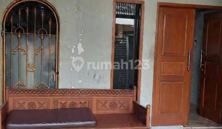 Dijual Rumah 2 Lantai Dekat Pusat Kota dan Stasiun Cakung di Bintara Bekasi 2