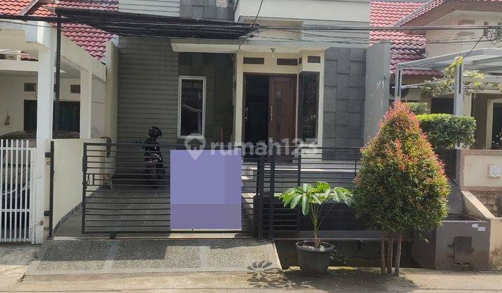 Dijual Rumah 2 Lantai Semi Furnished di Villa Galaxy Bekasi  1