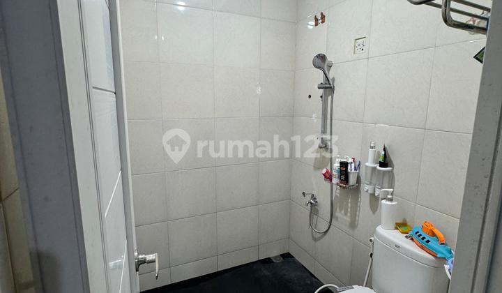 Beautiful Ready-to-Occupy House in Villa Galaxy Bekasi 2