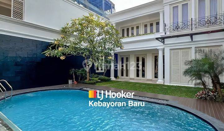 Rumah Freshly Renovated di Menteng Jakarta Pusat 1