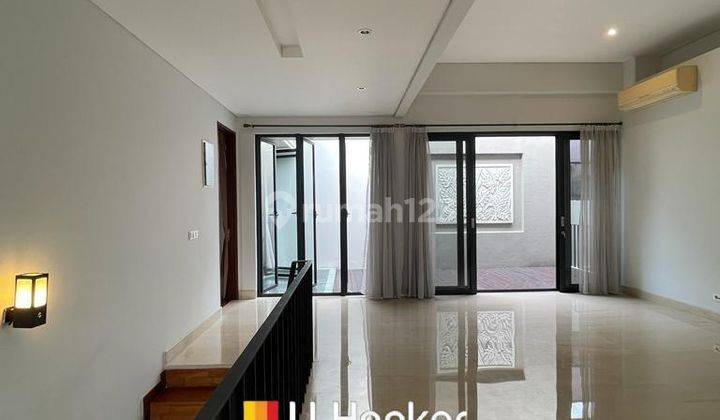 Dijual Rumah Townhouse Modern Tropicalis Jeruk Purut Cilandak Jakarta Selatan 2