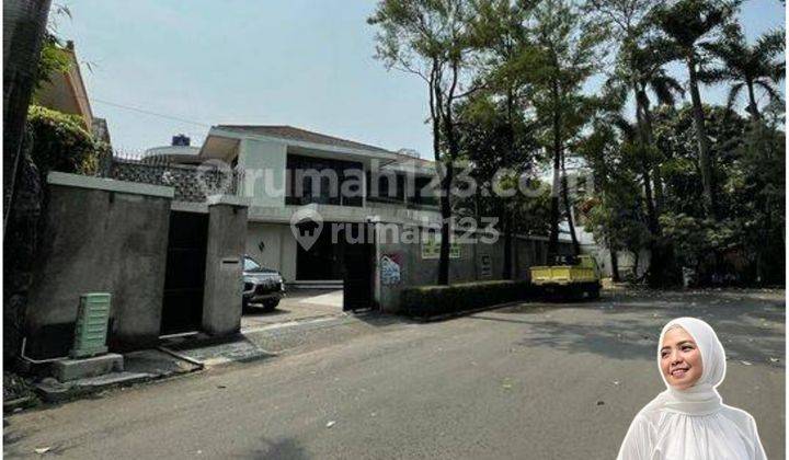 Dijual murah hampir NJOP rumah besar di komplek permata hijau Jaksel 1