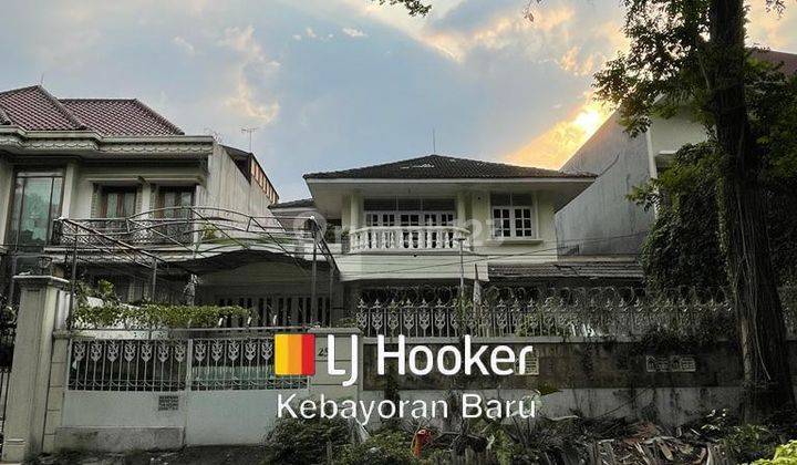 Rumah Tua Hitung Tanah di Pinggir Jalan Raya Pondok Indah Kebayoran Lama Jakarta Selatan 2