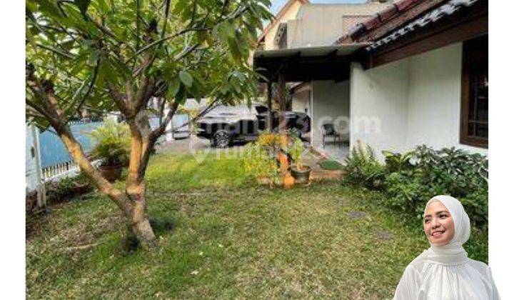 Senopati House For Sale On The Side Of The Kebayoran Baru Commercial Highway, South Jakarta 1