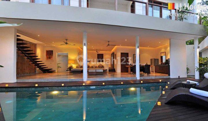 Dijual Villa Modern di Seminyak Kuta Bali 2