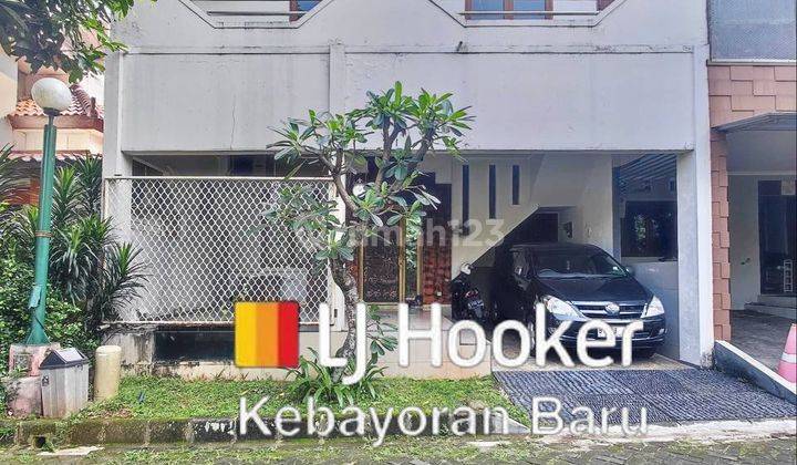 Minimalist house di komplek Cirendeu, Lebak Bulus Jakarta Selatan Tanggerang Selatan 2