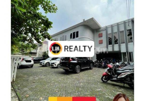 Disewakan Rumah Cocok Untuk Kantor di Prapanca Wijaya Kebayoran Baru Jakarta Selatan
