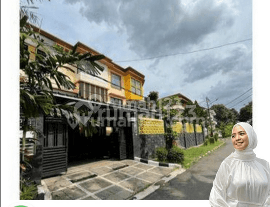 Dijual Rumah Hoek Besar Modern Tropical di Lebak Bulus, Jakarta Selatan 1