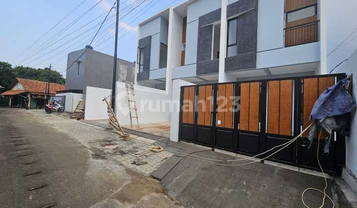Town House Aesthetic Moderen 2 Lantai Depok Cilodong