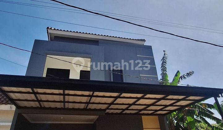Town House 2 Lantai Modern Aestetic Depok Cash 420 Juta@ Tidak bisa KPR Town House 2 Lantai Modern Aestetic Depok Cash 420 Juta@ Tidak bisa KPR