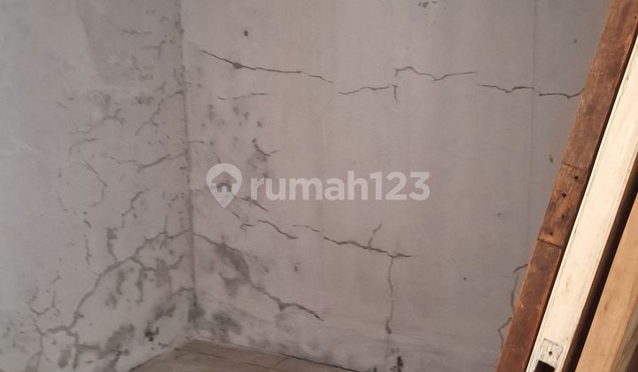 Rumah Murah Second Depok,Harga Promo 215 Juta Cash Only